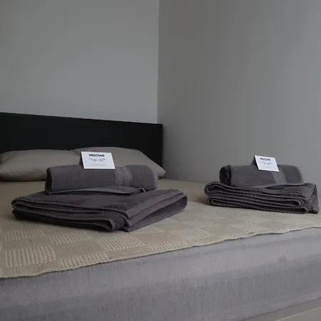 Flat * Szkopje